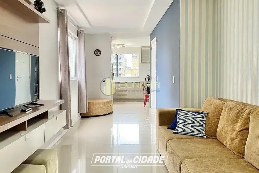 Apartamento &agrave; venda - 157m&sup2; - Meia Praia