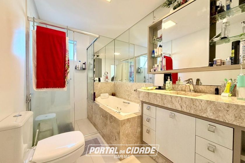 Apartamento &agrave; venda - 138m&sup2; - Centro