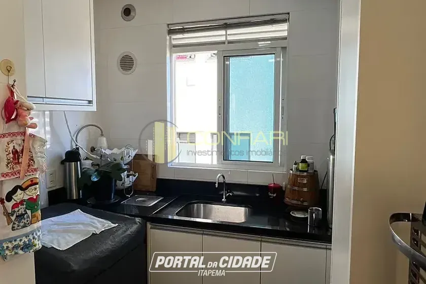 Apartamento &agrave; venda - 87m&sup2; - Meia praia
