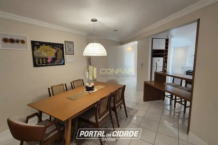 Apartamento &agrave; venda - 168m&sup2; - Meia Praia