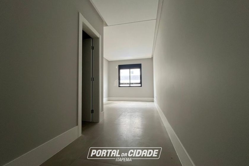 Apartamento &agrave; venda - 200m&sup2; - Meia Praia