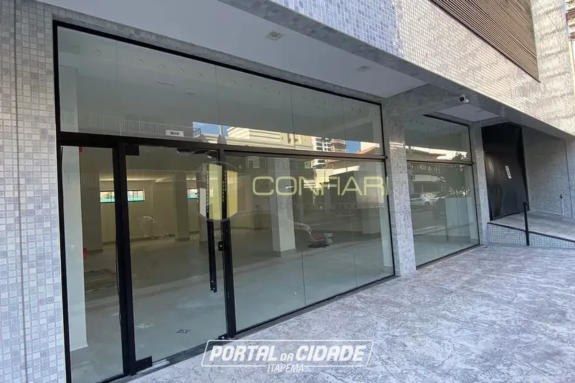 Sala Comercial para alugar - 130m&sup2; - Meia Praia