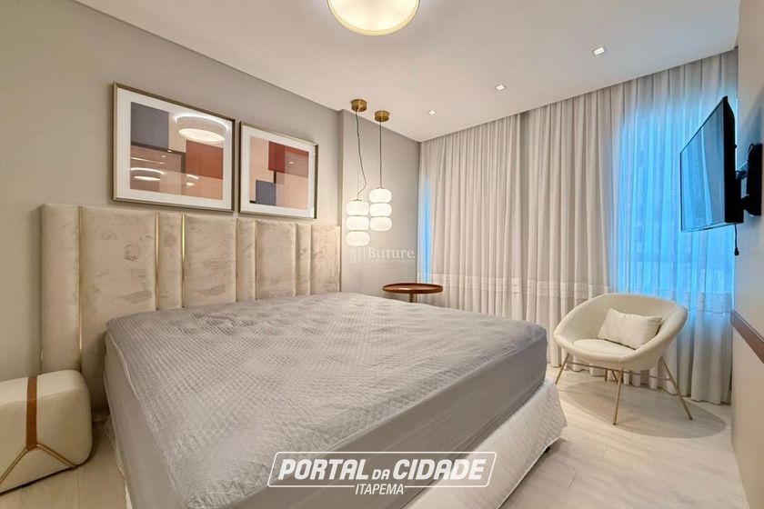 Apartamento &agrave; venda - 187m&sup2; - Meia Praia