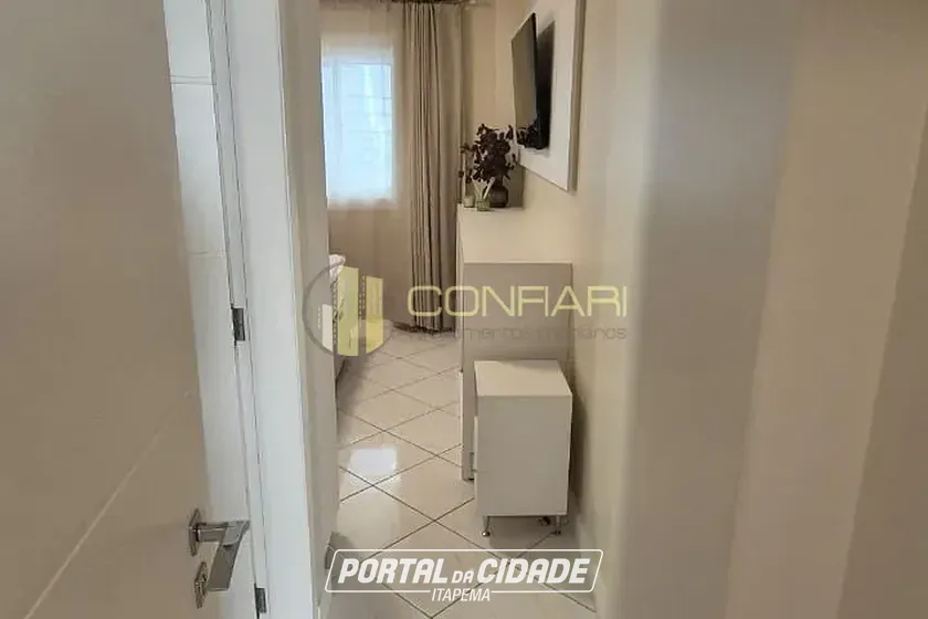 Apartamento &agrave; venda - 168m&sup2; - Meia Praia