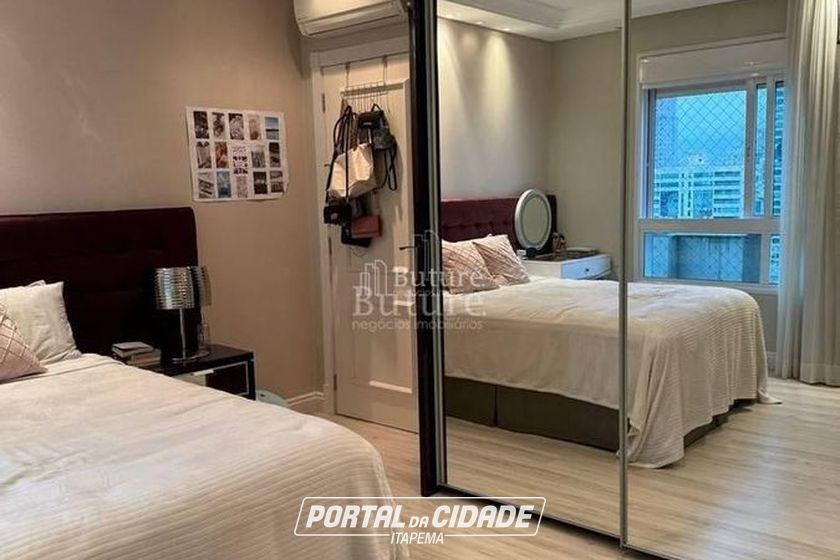 Apartamento &agrave; venda - Meia Praia