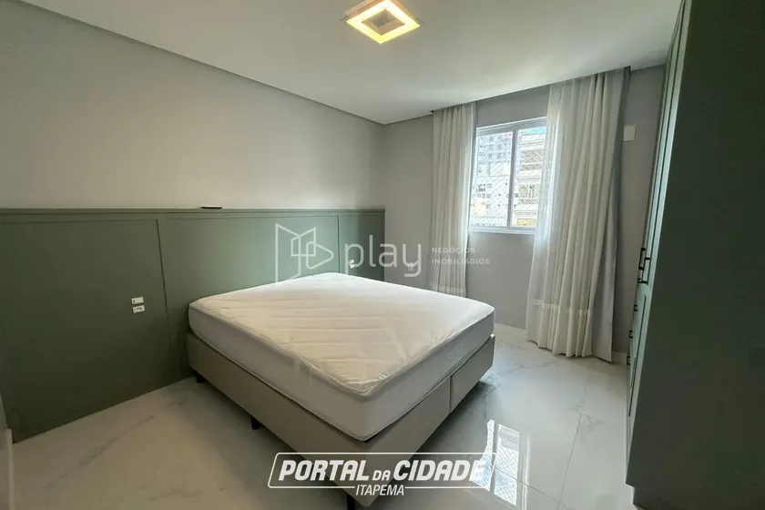 Apartamento &agrave; venda - 202m&sup2; - Meia Praia