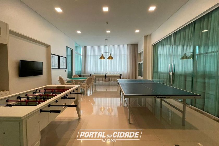 Apartamento &agrave; venda - 270m&sup2; - Meia Praia