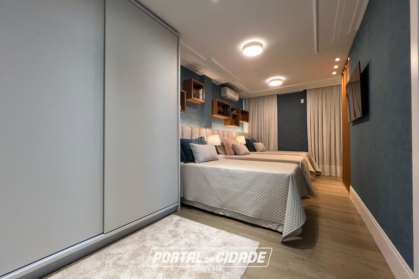 Apartamento &agrave; venda - 305m&sup2; - Meia Praia