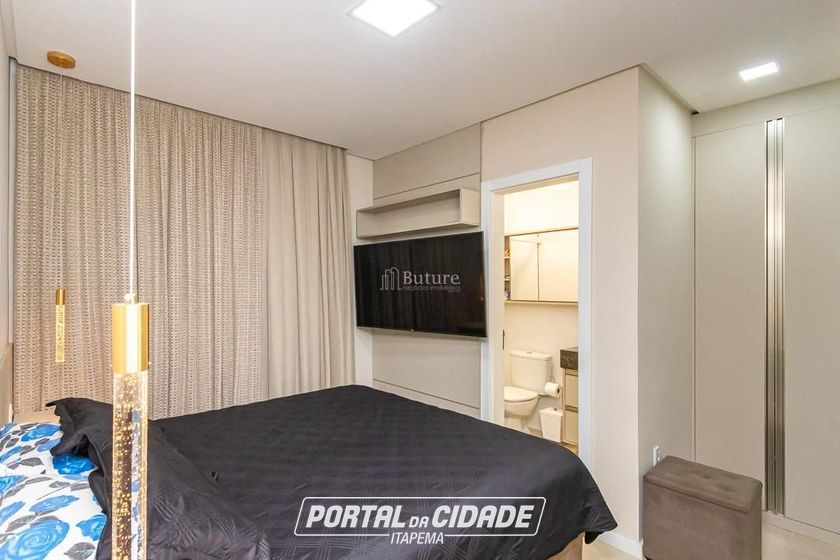 Apartamento &agrave; venda - 81m&sup2; - Meia Praia