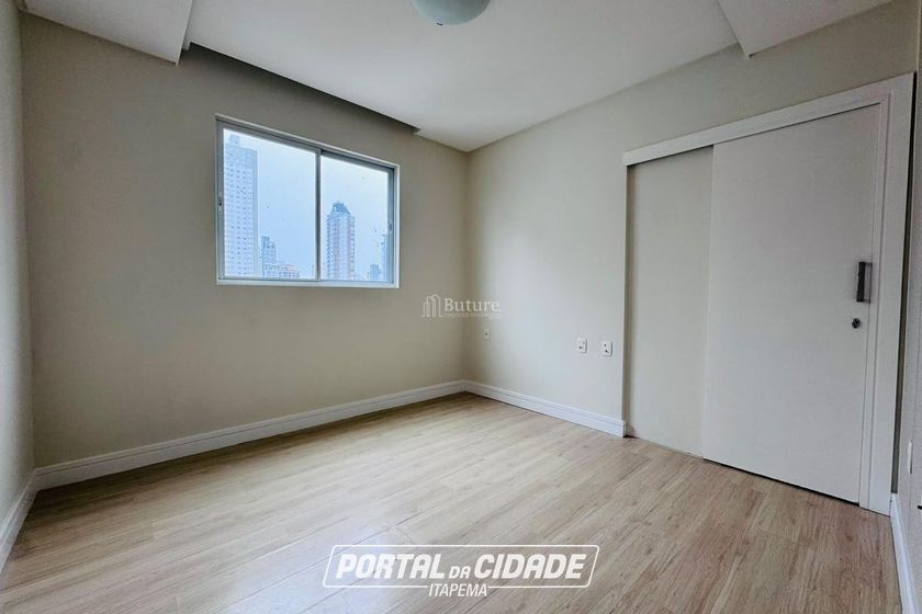 Apartamento &agrave; venda - 122m&sup2; - Centro