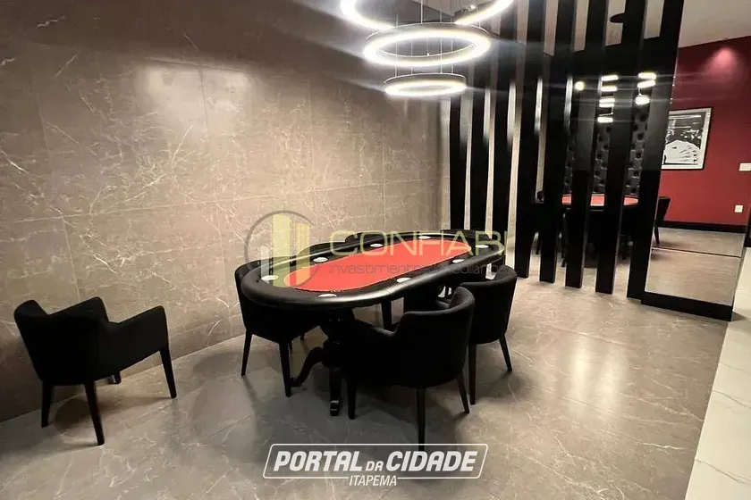 Apartamento &agrave; venda - 117m&sup2; - meia praia