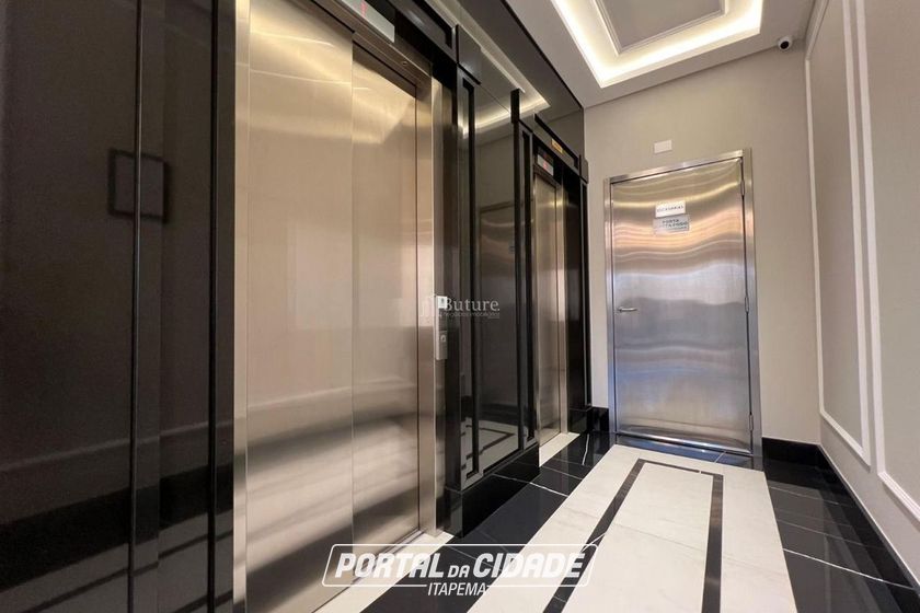 Apartamento &agrave; venda - 117m&sup2; - Centro