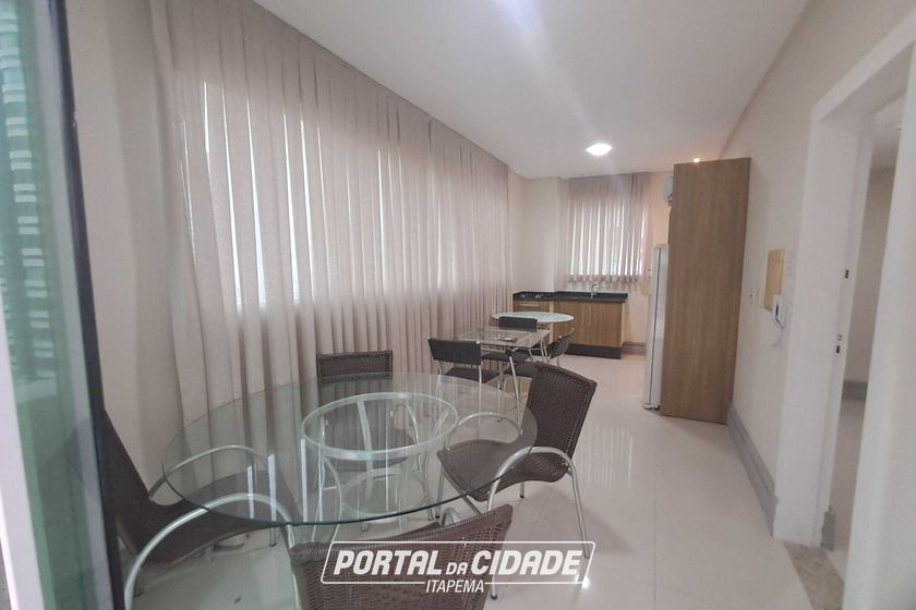 Apartamento &agrave; venda - 69m&sup2; - Meia Praia