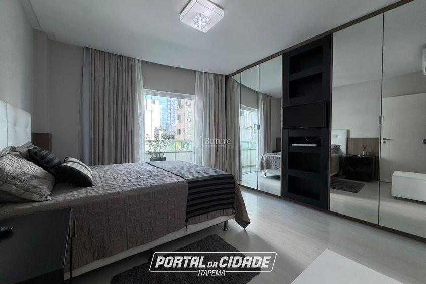 Apartamento &agrave; venda - 177m&sup2; - Centro