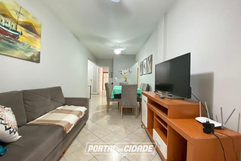 Apartamento &agrave; venda - 110m&sup2; - Meia Praia