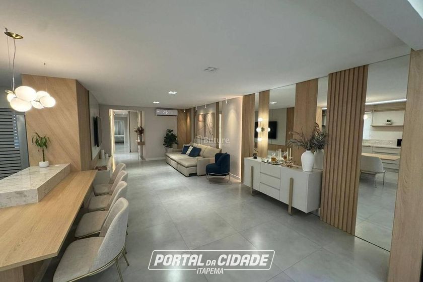 Apartamento &agrave; venda - Meia Praia