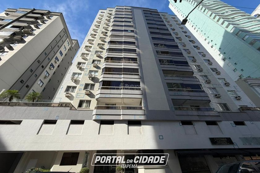 Apartamento &agrave; venda - 151m&sup2; - Centro