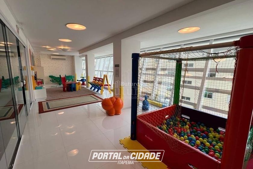 Apartamento &agrave; venda - Meia Praia