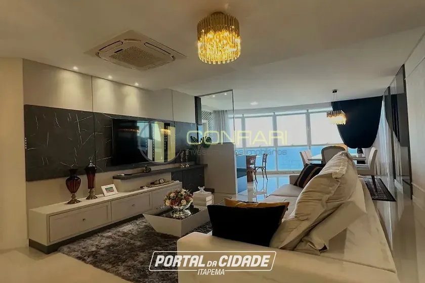 Apartamento &agrave; venda - 229m&sup2; - meia praia