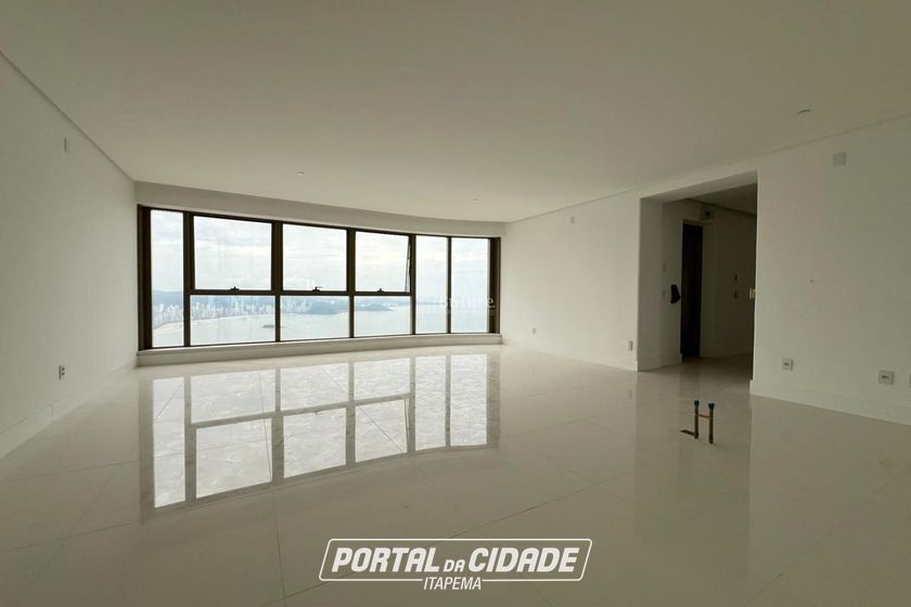 Apartamento &agrave; venda - 530m&sup2; - Barra Sul