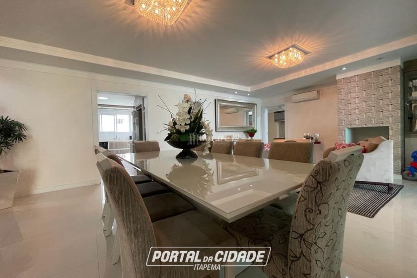 Apartamento &agrave; venda - 248m&sup2; - Meia Praia