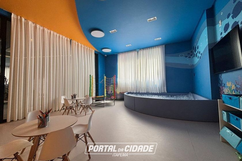 Apartamento &agrave; venda - 177m&sup2; - Meia Praia