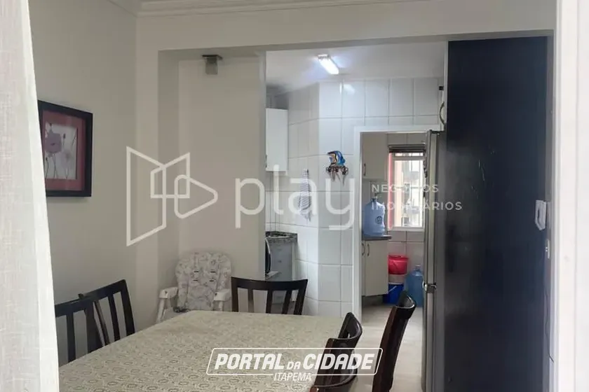 Apartamento &agrave; venda - 112m&sup2; - Meia Praia