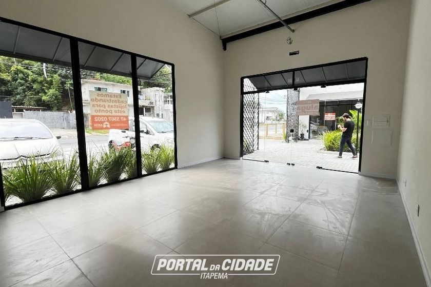 Sala Comercial para alugar - 40m&sup2; - Barra