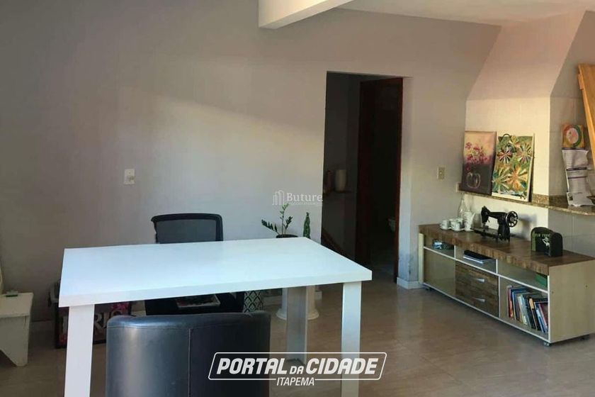 Casa &agrave; venda - 210m&sup2; - 