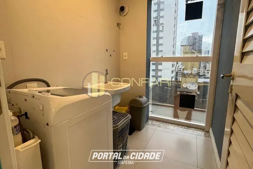 Apartamento para alugar - 107m&sup2; - meia praia