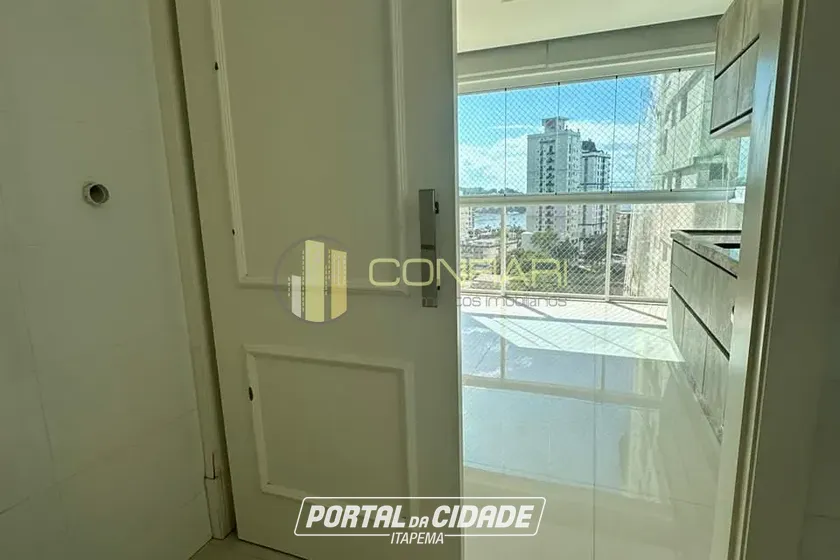 Apartamento para alugar - 150m&sup2; - Centro