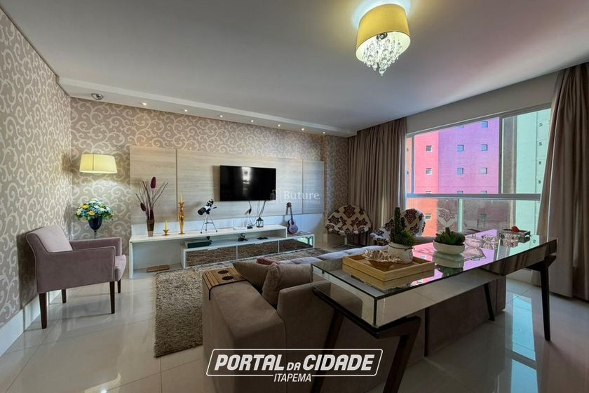Apartamento &agrave; venda - 130m&sup2; - Centro