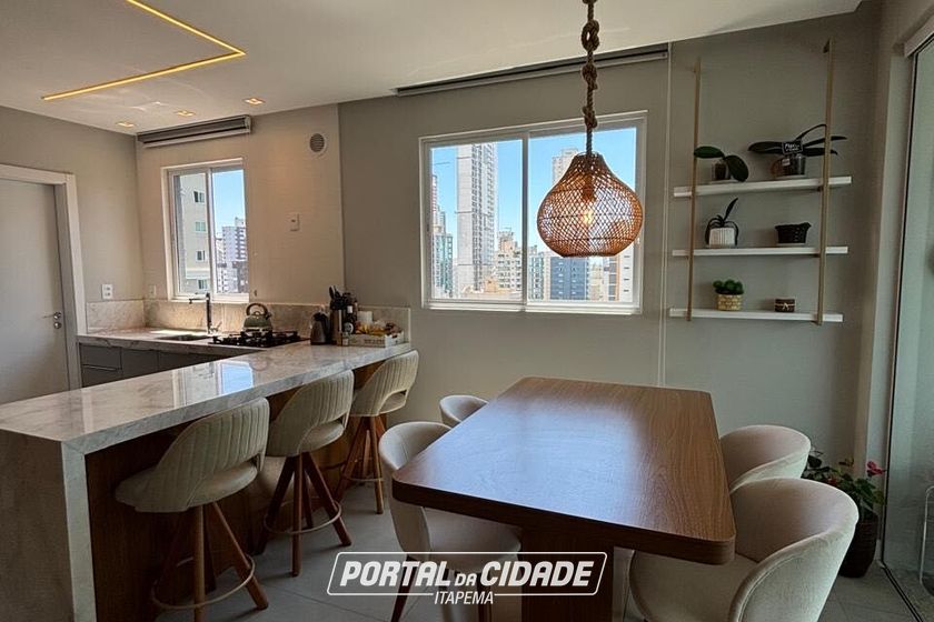 Apartamento &agrave; venda - 93m&sup2; - Meia Praia