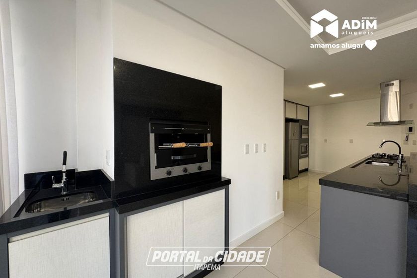 Apartamento para alugar - 190m&sup2; - Meia Praia