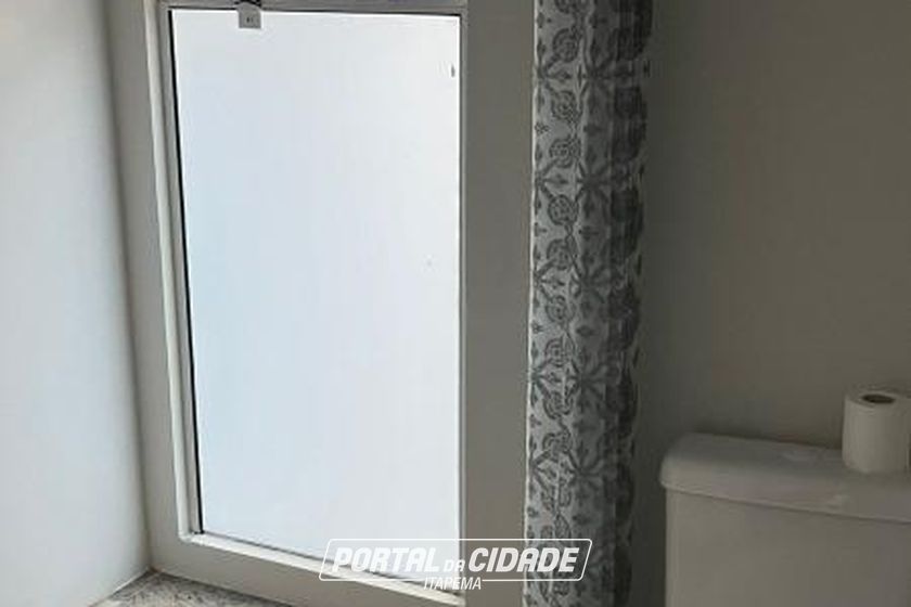 Apartamento para alugar - 160m&sup2; - Meia Praia