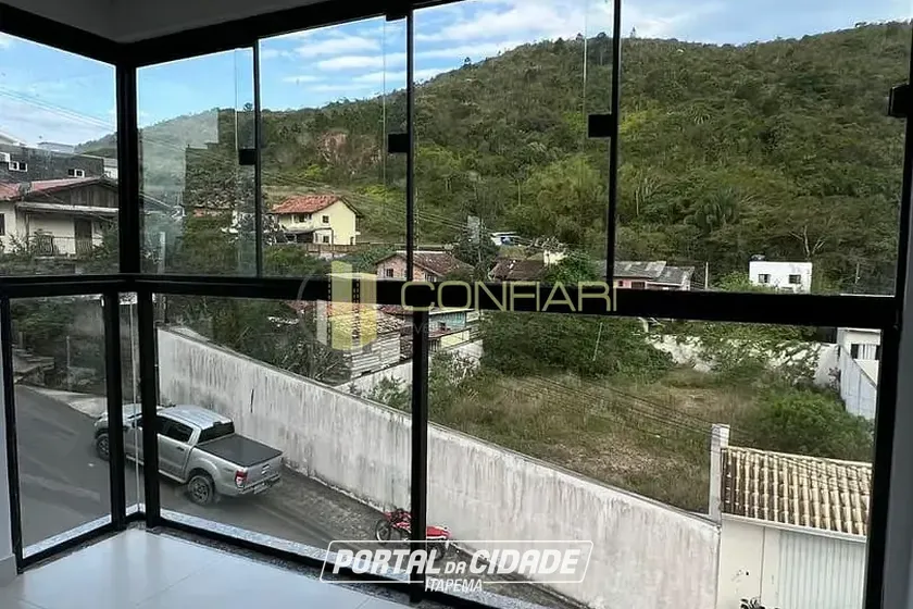 Apartamento &agrave; venda - 54m&sup2; - Pereque