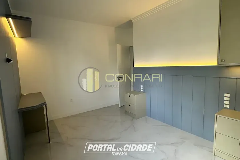 Apartamento &agrave; venda - 163m&sup2; - meia praia