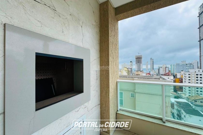 Apartamento &agrave; venda - 166m&sup2; - Meia Praia