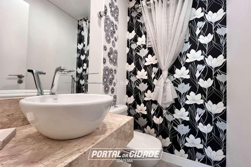 Apartamento &agrave; venda - 194m&sup2; - Meia Praia