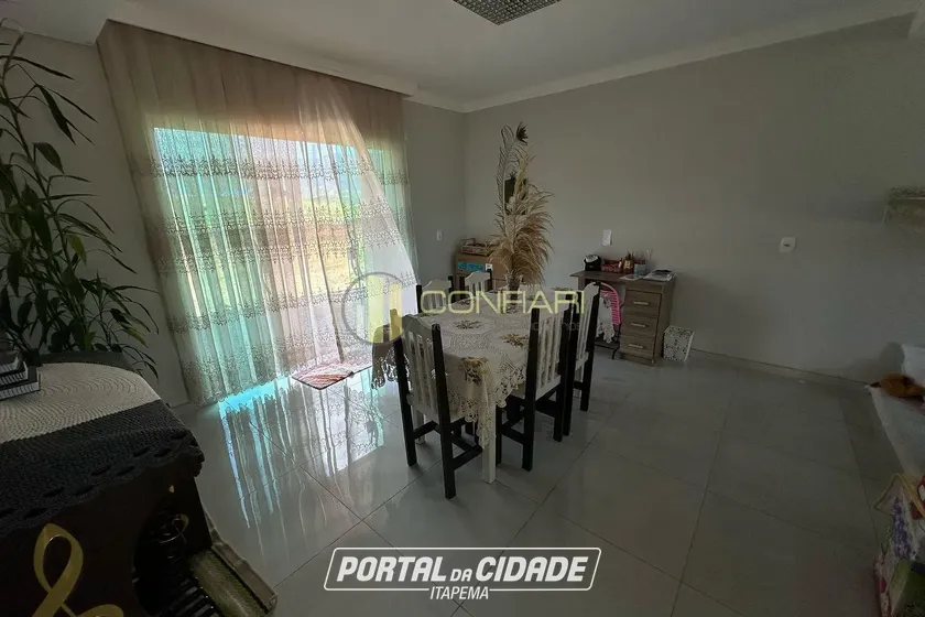 Casa &agrave; venda - 244m&sup2; - Ribanceira do Sul