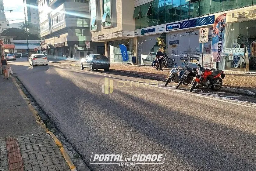 Sala Comercial para alugar - 110m&sup2; - Centro