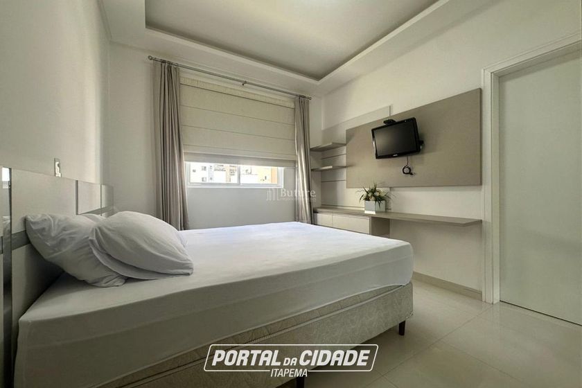 Apartamento &agrave; venda - 198m&sup2; - Meia Praia