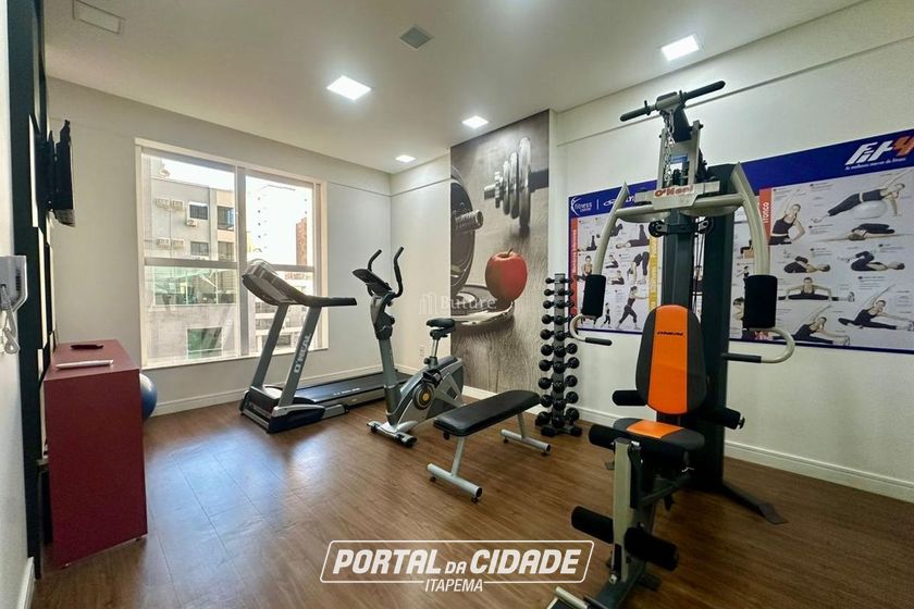 Apartamento &agrave; venda - 137m&sup2; - Meia Praia