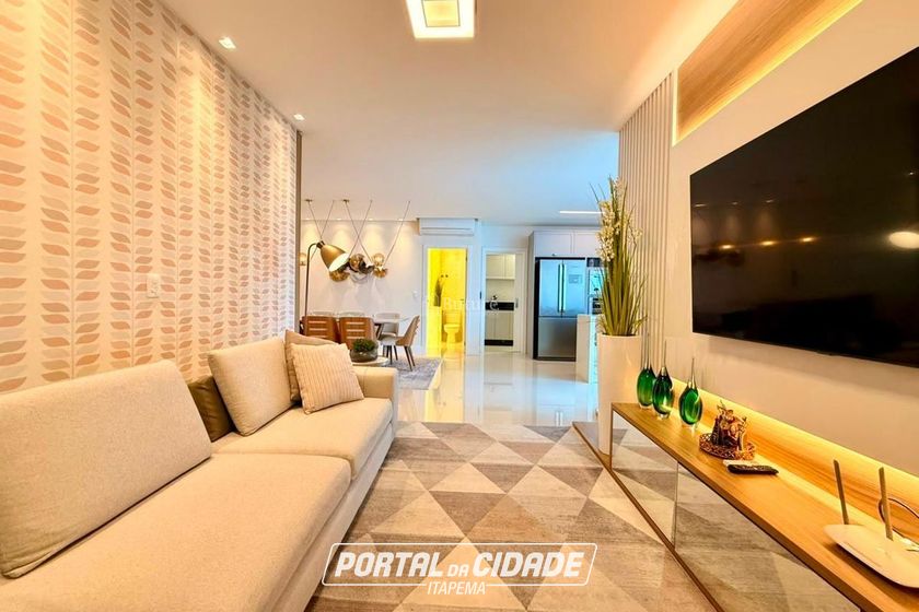 Apartamento &agrave; venda - 160m&sup2; - Meia Praia