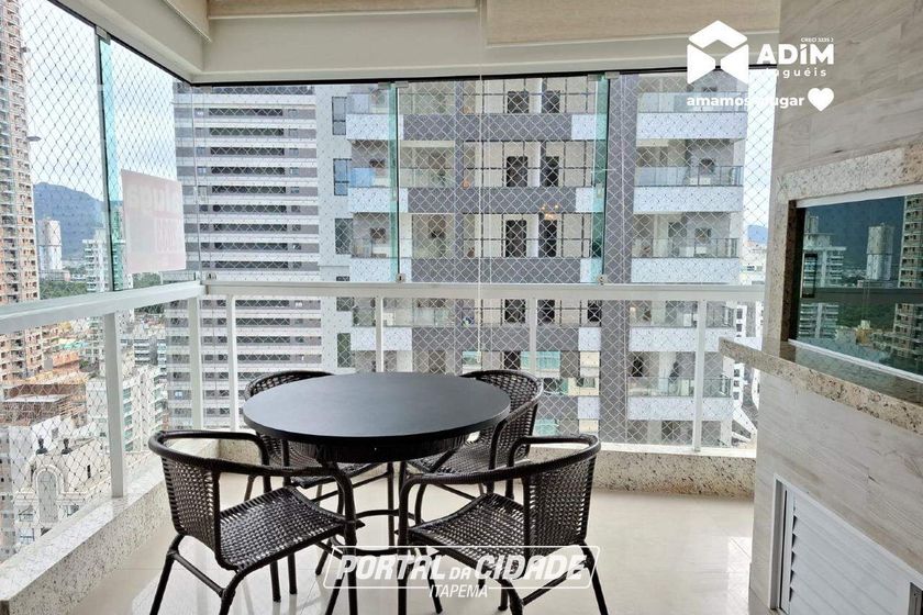 Apartamento para alugar - 134m&sup2; - Meia Praia