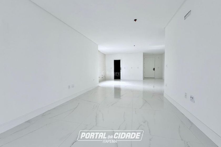 Apartamento &agrave; venda - 206m&sup2; - Meia Praia
