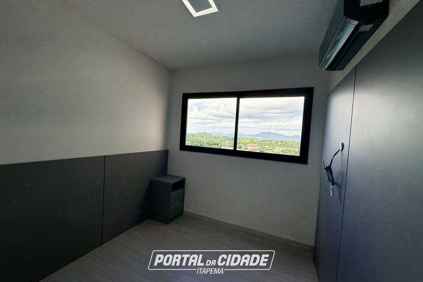 Apartamento &agrave; venda - Meia Praia