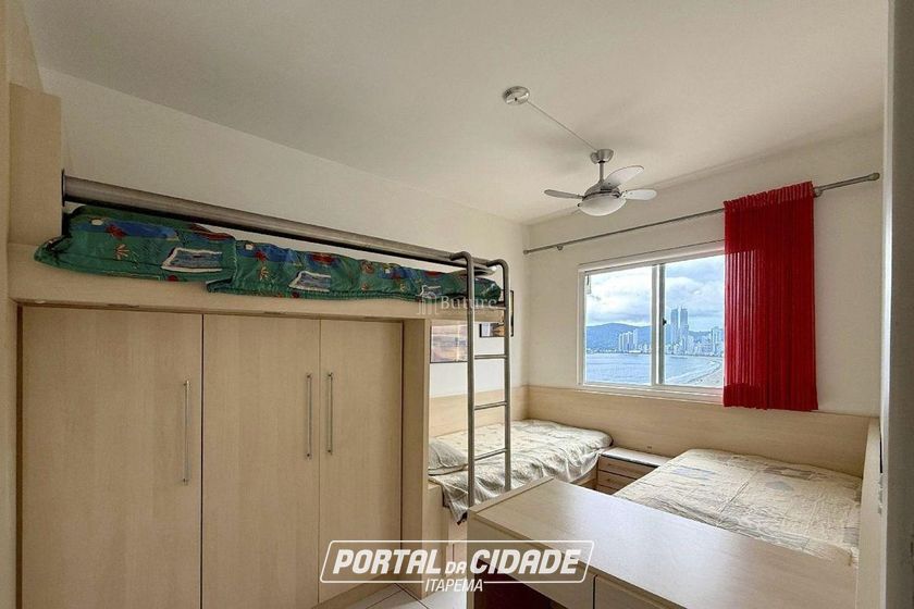 Apartamento &agrave; venda - 102m&sup2; - Centro