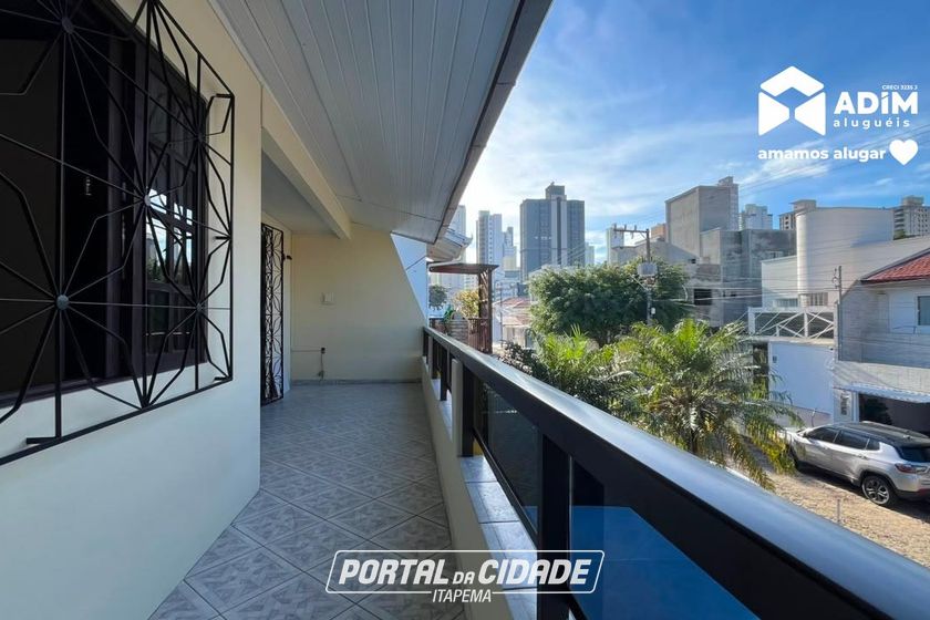 Casa para alugar - 319m&sup2; - Centro