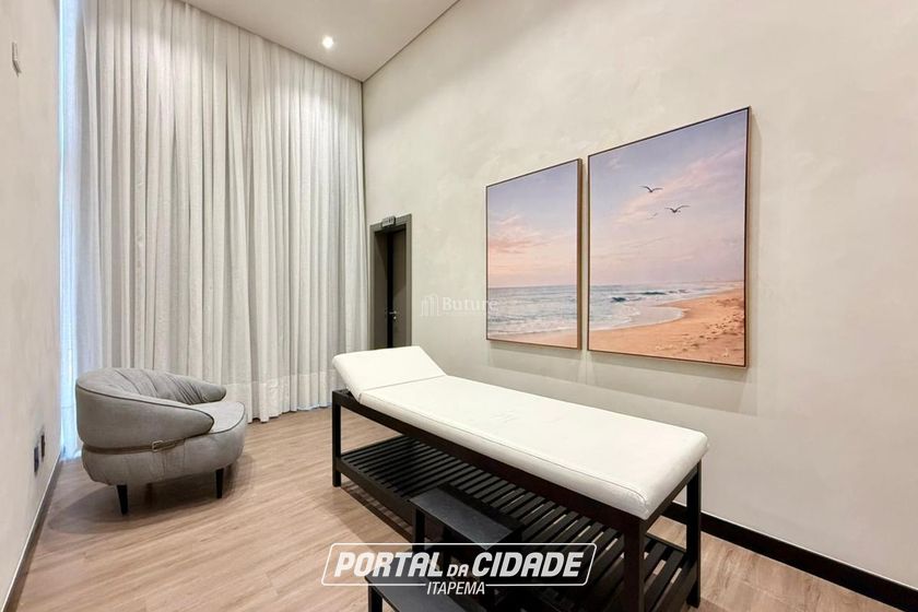 Apartamento &agrave; venda - 160m&sup2; - Meia Praia